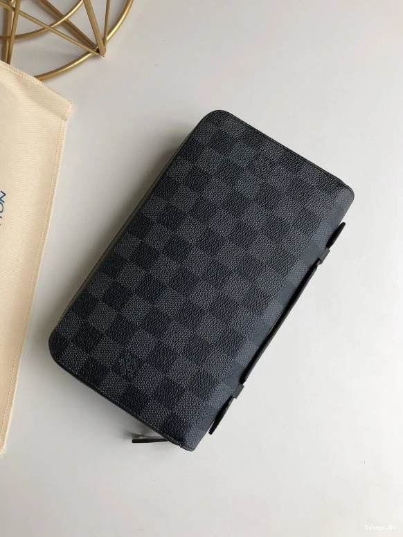 Louis Vuitton XL WALLET ZIPPY 0311